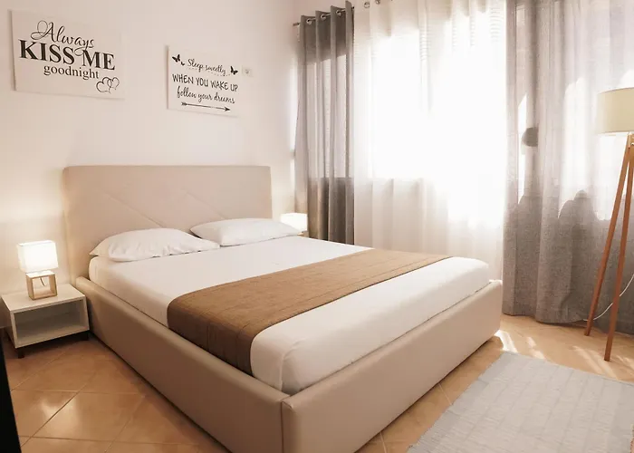 Rrapi Seaview Penthouse - By Eka Luxury