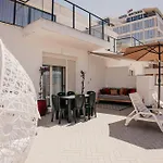 Rrapi Seaview Penthouse - By Eka Luxury * Wlora