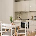 Rrapi Seaview Penthouse - By Eka Luxury *