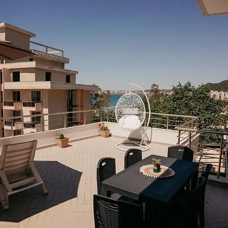 Appartamento Rrapi Seaview Penthouse - By Eka Luxury Vlorë