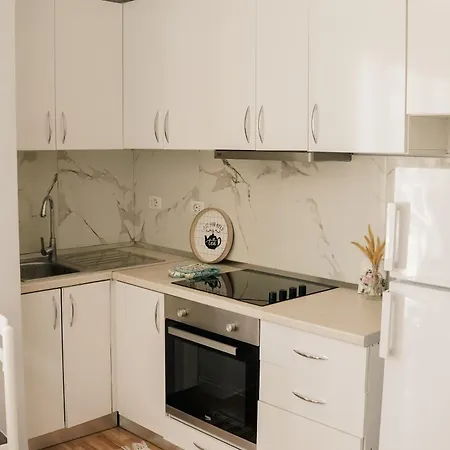 Διαμέρισμα Rrapi Seaview Penthouse - By Eka Luxury *