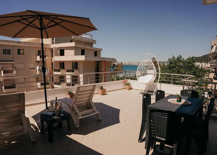 Rrapi Seaview Penthouse - By Eka Luxury Διαμέρισμα Vlorë